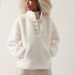NWOT Athleta Cozy Soft Snap Sherpa Sweatshirt Magnolia White L